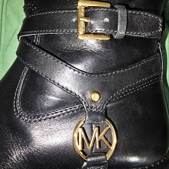 color block black & brown, tall equestrian styled boots, size5/5 - Picture 4 of 5